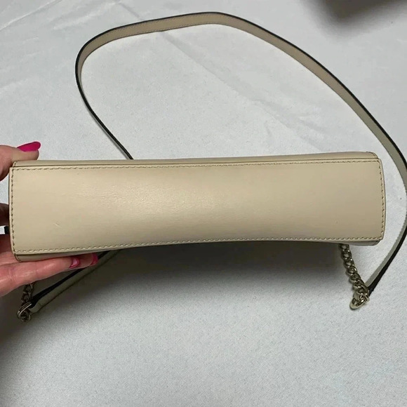 KATE SPADE ♠️ Crossbody Purse,Excellent condition❣️ - Picture 4 of 6